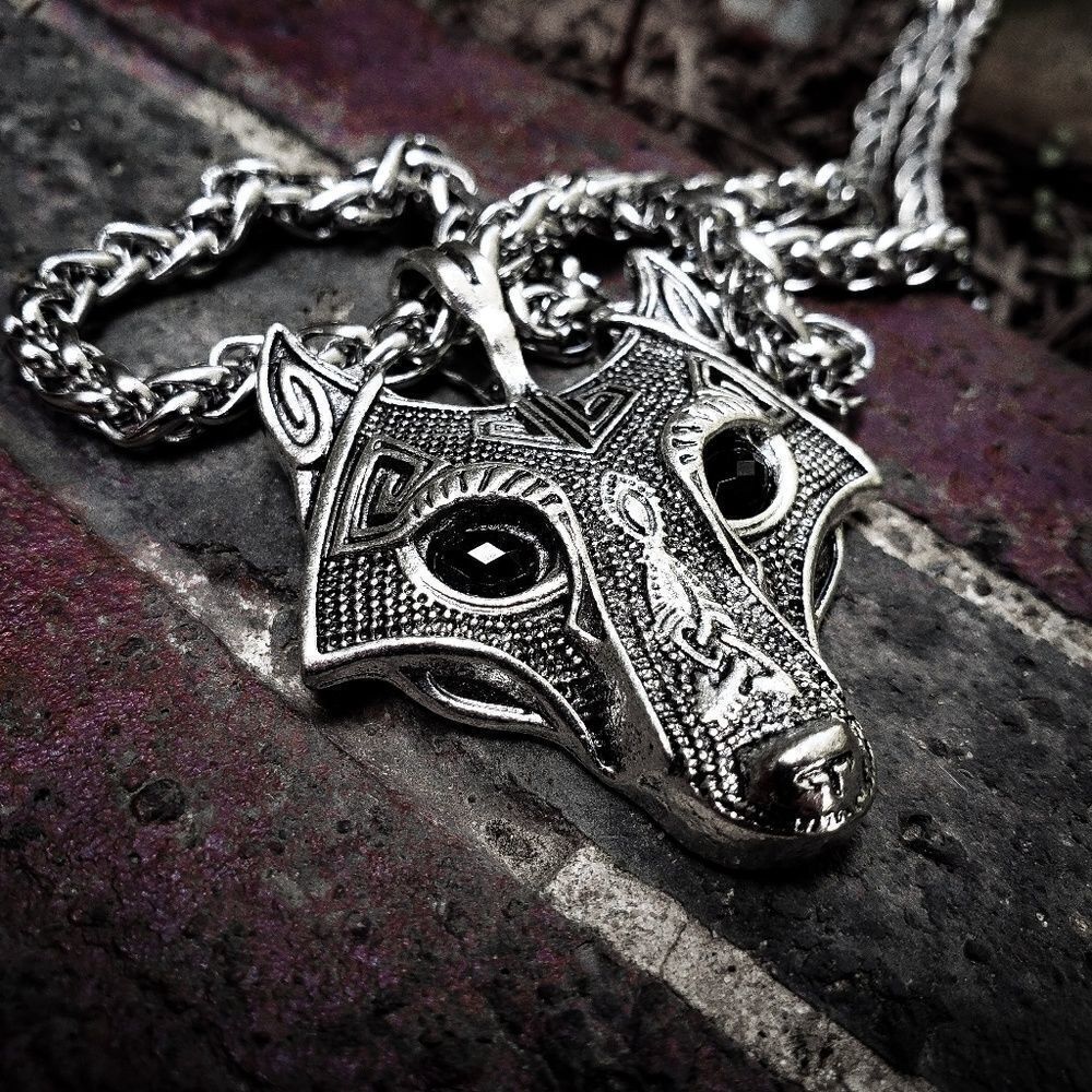 Steel Punk Grey wolf Necklace